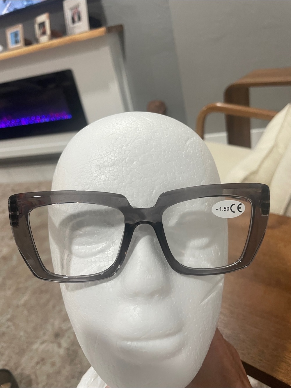 Source Unknown Gray Square Reading Glasses +1.50